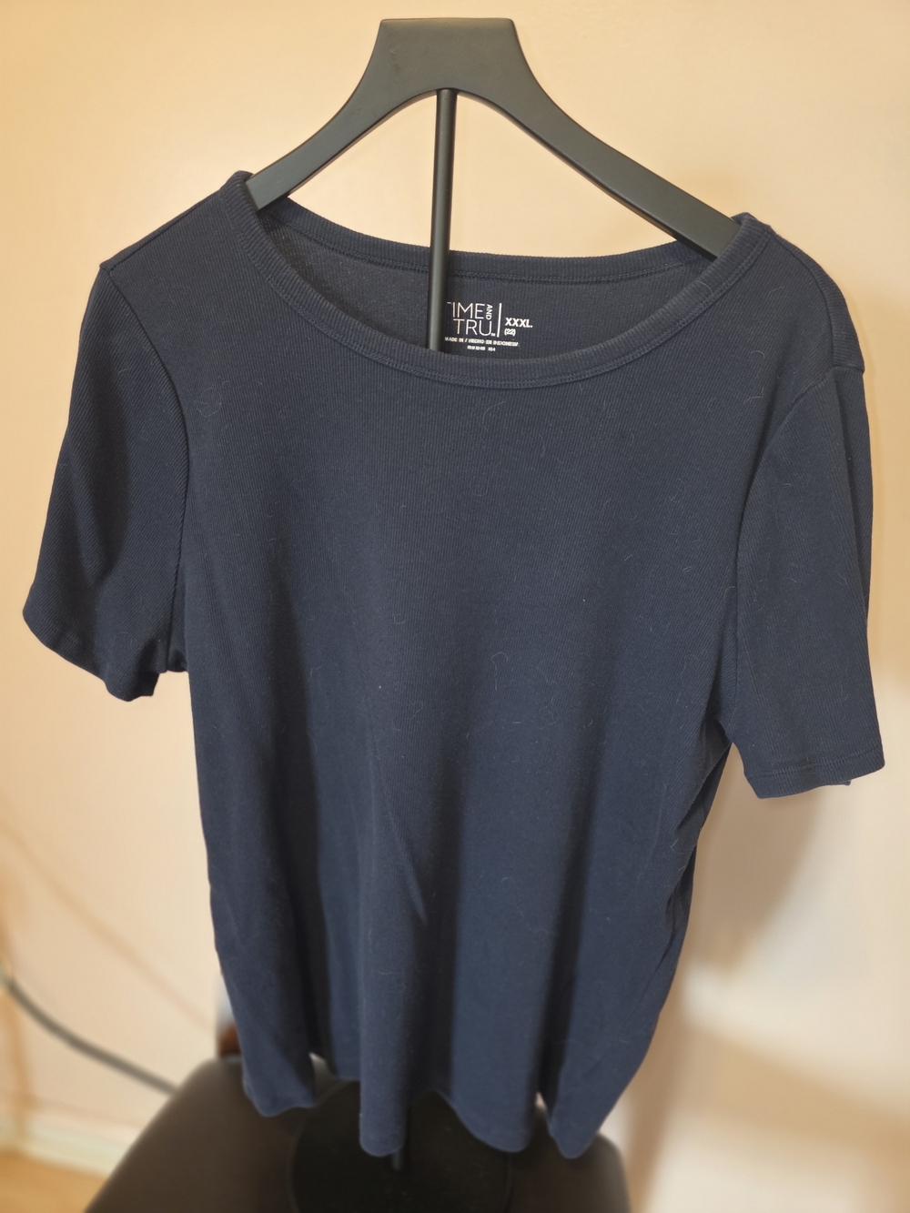 Time and Tru Navy Short Sleeve Crewneck Tee